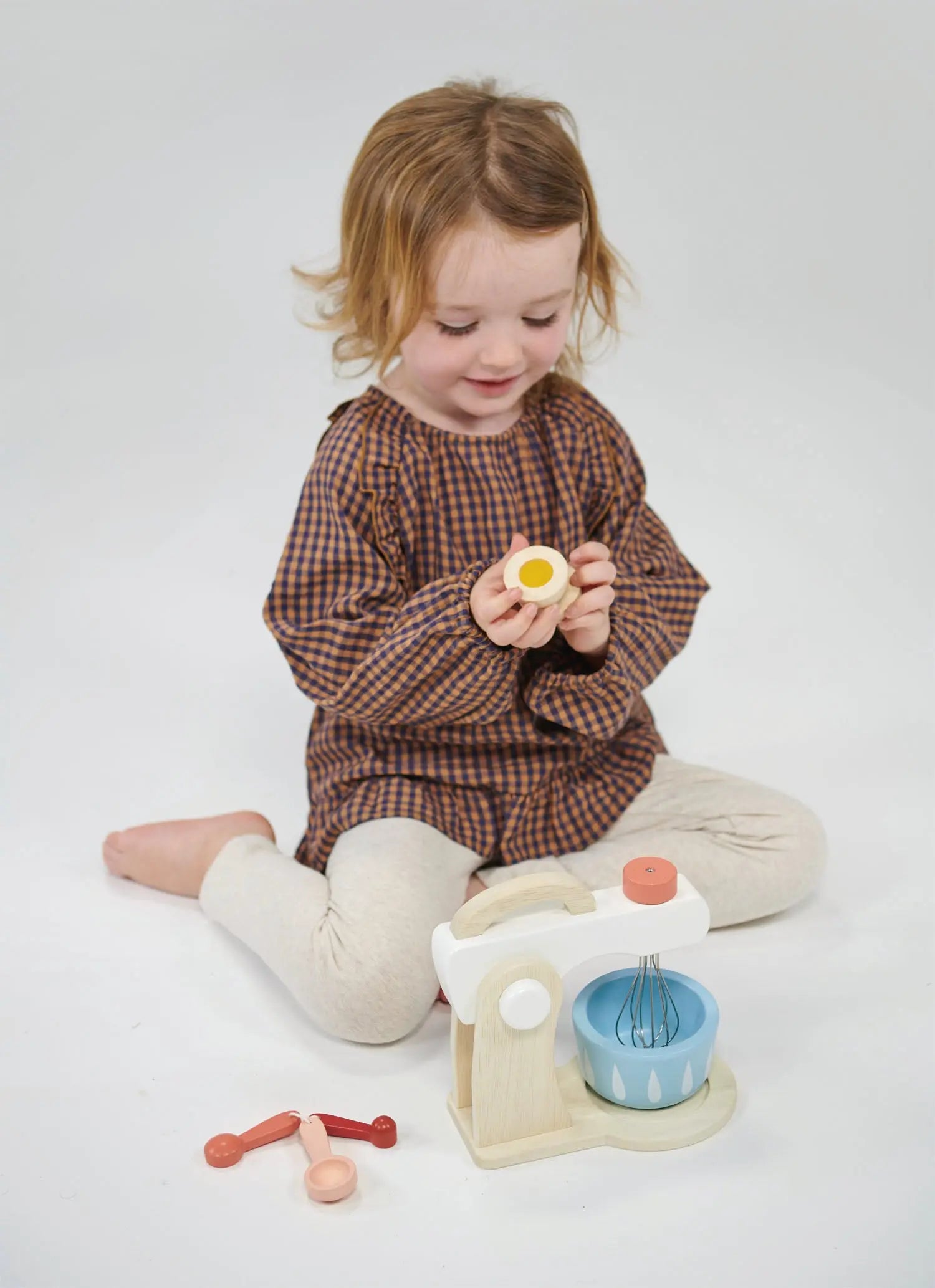 Wooden Cake Mixer Toy Mentari