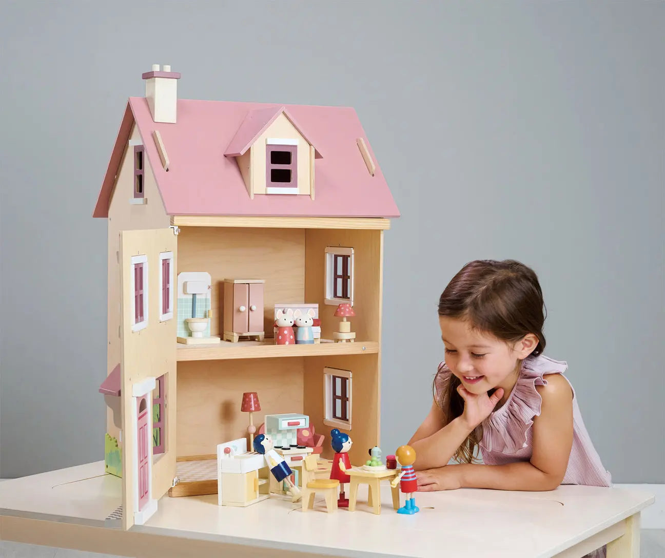 Foxtail Villa Town-Style Doll House - Pink Tender Leaf Toys