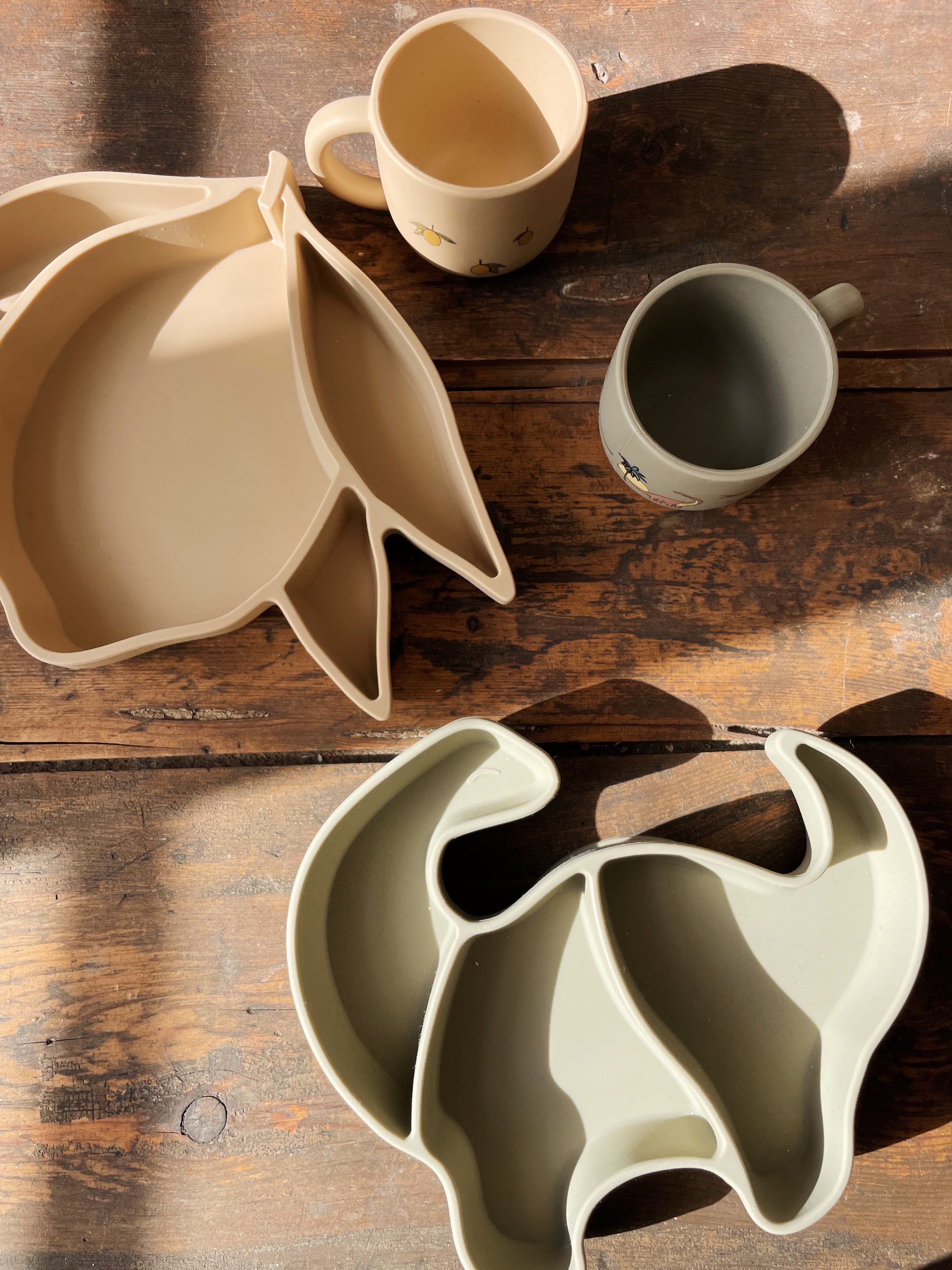 Silicone Dino Bowl & Cup  Konges Sløjd   