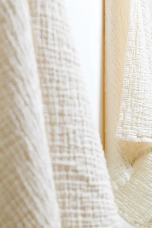 Soft and Absorbent Midi Towel, Luxury Bath Linen, Quick Drying, Spa Essential  an.nur   