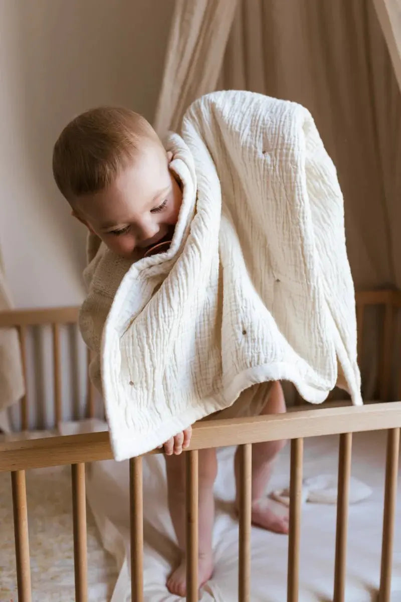 Handmade Flannel Dot Blanket, Embroidered Powder Dots, Cozy Throw, Nursery Decor, Dutch Crafted  an.nur   