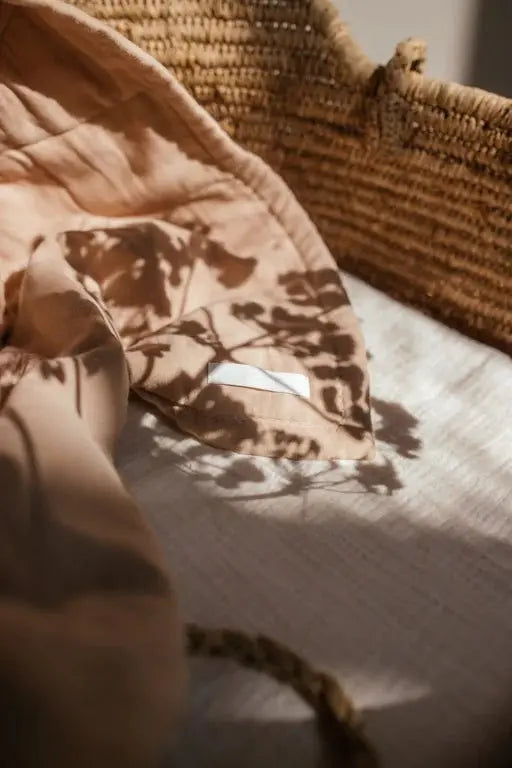 Mini Uni Blanket, Baby and Toddler Size, Soft and Warm, Secure and Snuggly, Nursery Must-Have  an.nur   