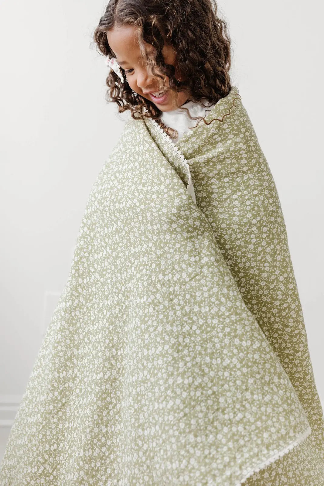 Muslin Blanket- Hearty, Cozy 4-Layered Blanket, Snug and Weighted Feel, Baby Blanket  Bloomere   
