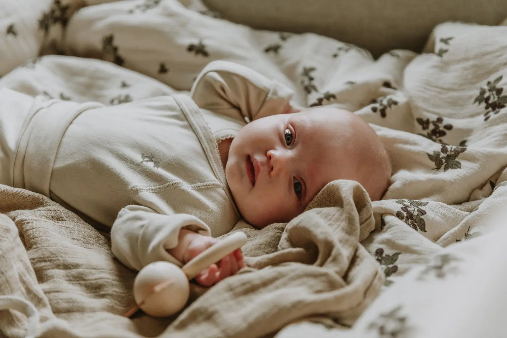 Soft Muslin Filled Blanket, Lightweight Baby Blanket, Nursery Bedding  Garbo and Friends   