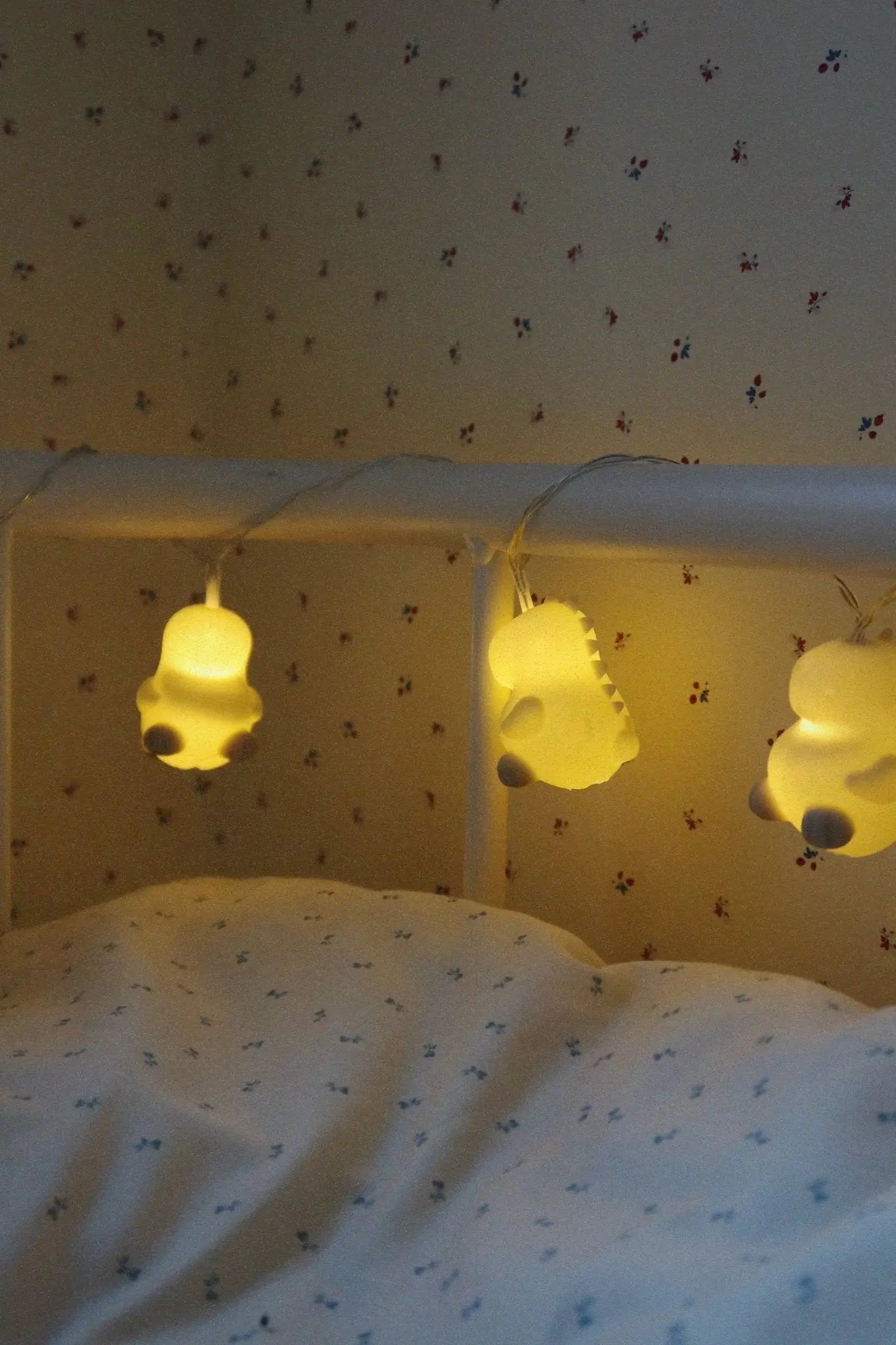 Light Chain with Remote Control, Adjustable Brightness, Timer Function, Christmas Decoration lamp Konges Sløjd   