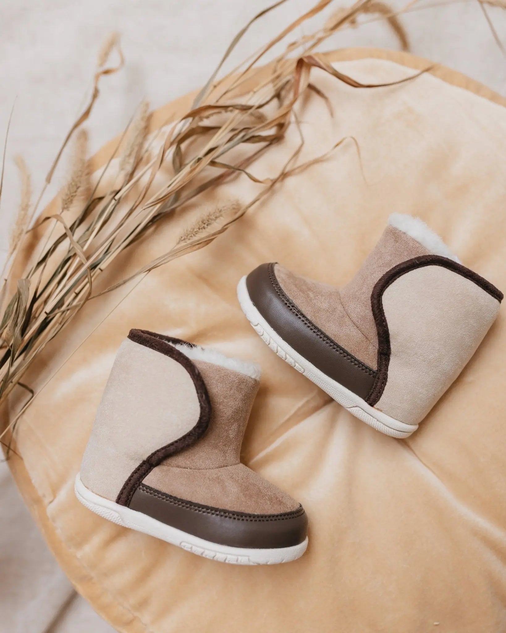 Children's Brownie Winter Boots  Mrs.Ertha   