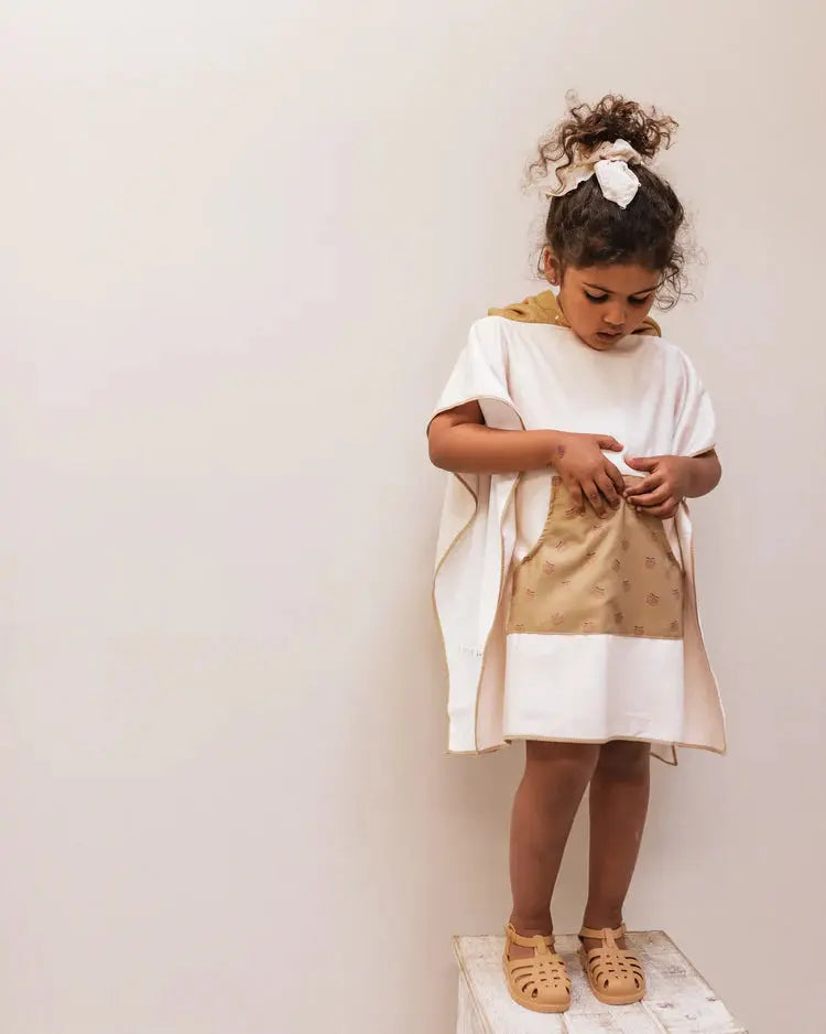 Kids Appley Print Bath and Swim Poncho Ponchies - appley theme Mrs.Ertha   